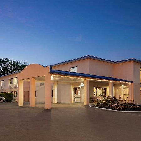 The Cayuga Inn At The Finger Lakes 오번 외부 사진